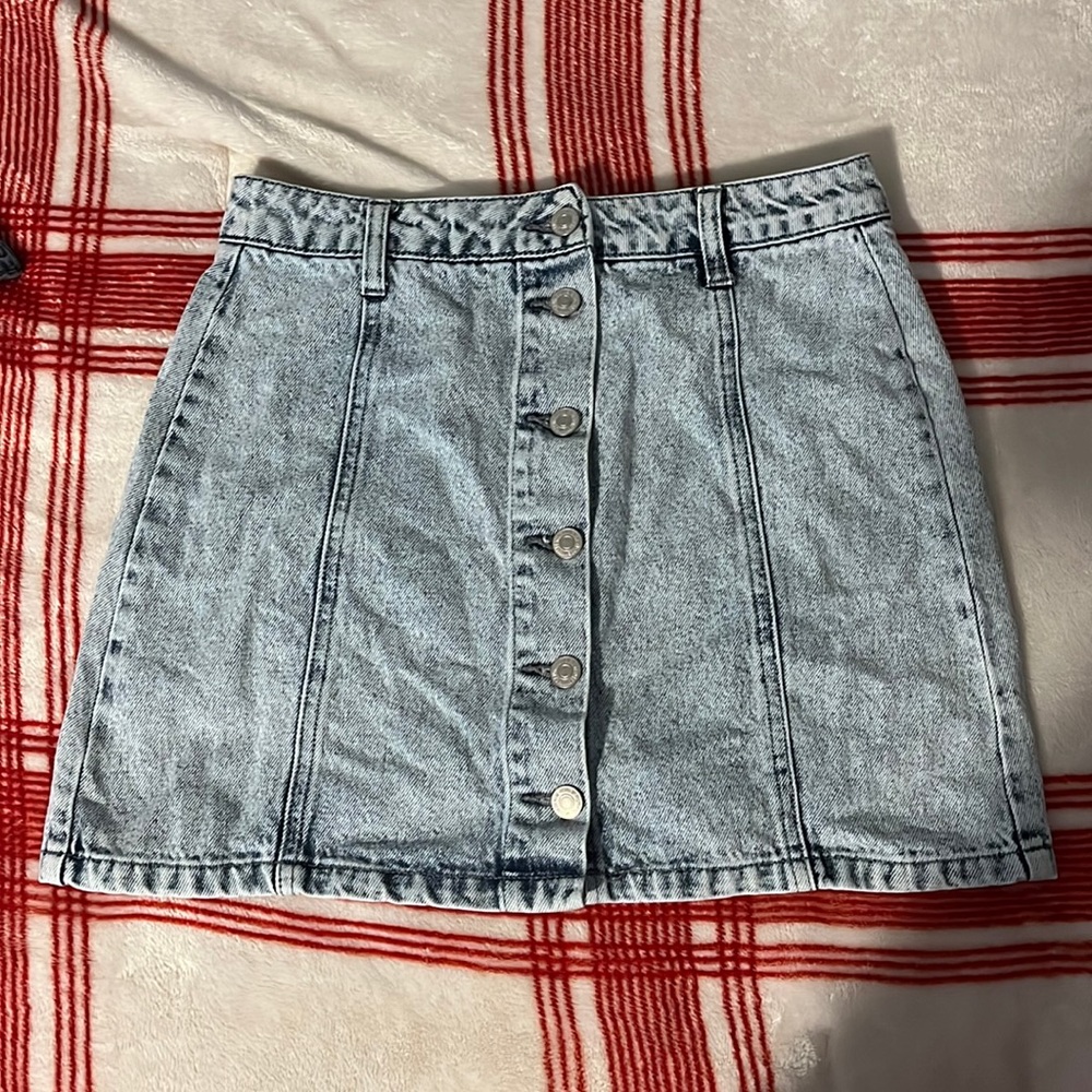 Forever 21 denim mini skirt